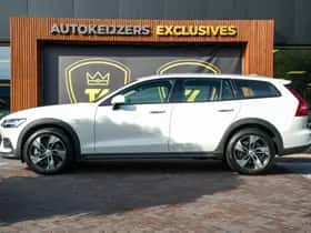 Volvo V60 (2021) thumbnail 5