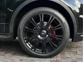 Land Rover Range Rover Evoque (2012) thumbnail 2