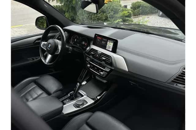 BMW X3 (2019) thumbnail 6