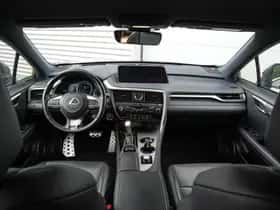Lexus RX (2016) thumbnail 2