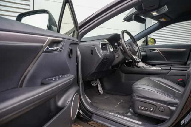 Lexus RX (2016) thumbnail 6