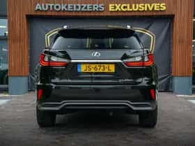 Lexus RX (2016) thumbnail 9