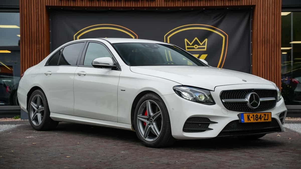Mercedes-Benz E-Klasse (2020) — foto 1