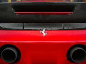 Ferrari SF90 Stradale (2022) thumbnail 12