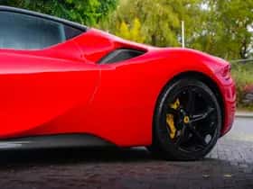 Ferrari SF90 Stradale (2022) thumbnail 26