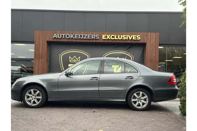 Mercedes-Benz E-Klasse (2007) thumbnail 5