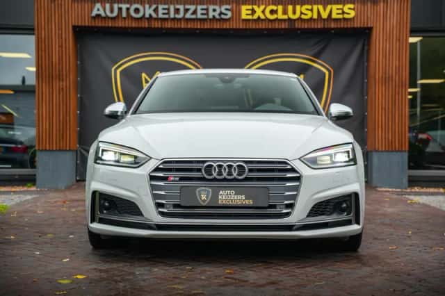 Audi A5 (2017) thumbnail 3