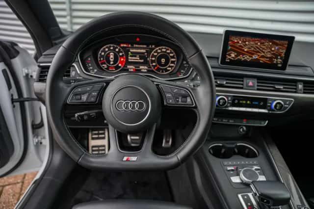 Audi A5 (2017) thumbnail 6