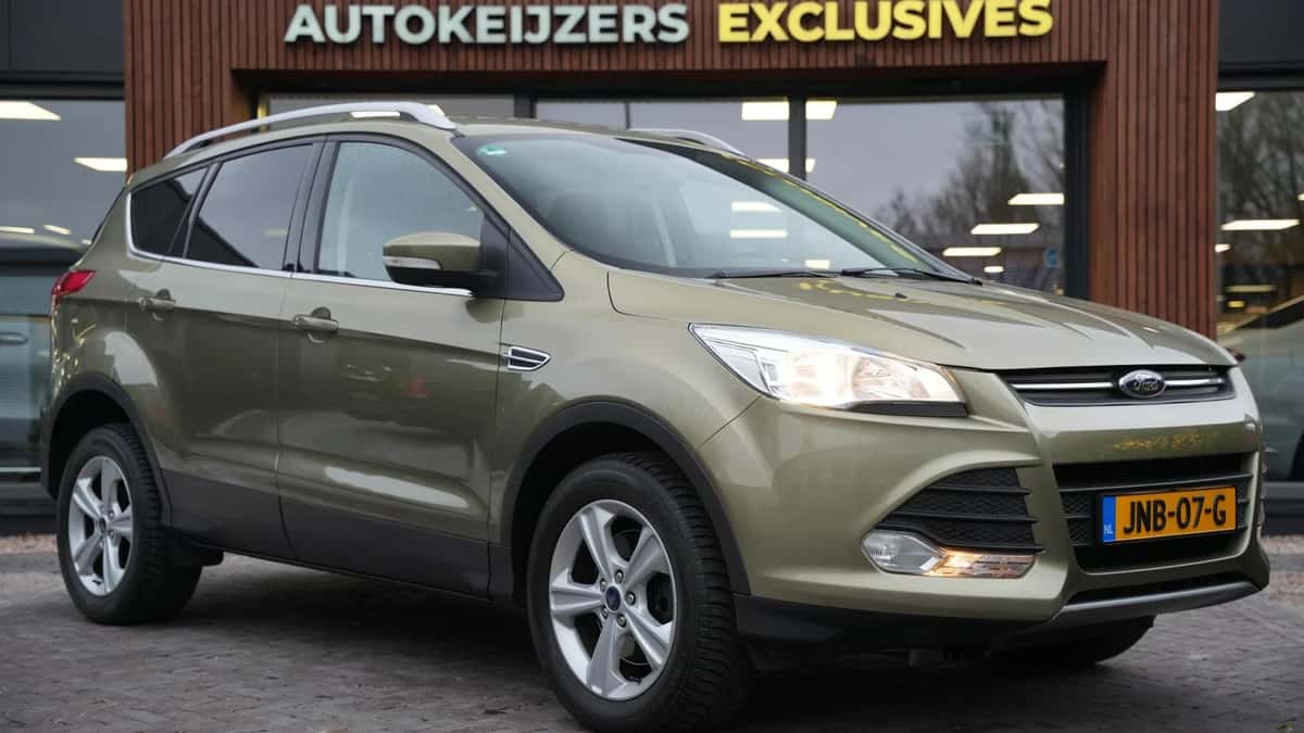 Ford Kuga (2014) — foto 1
