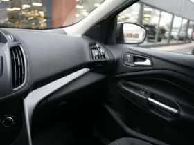 Ford Kuga (2014) thumbnail 27