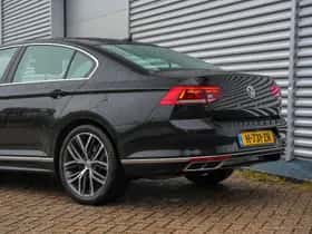Volkswagen Passat (2019) thumbnail 16