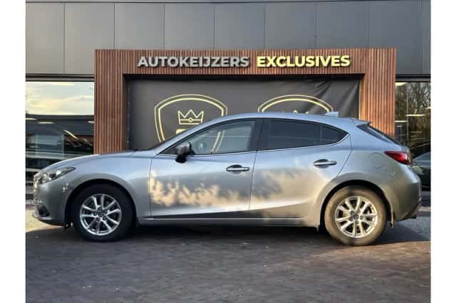 Mazda 3 (2014) thumbnail 3