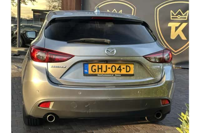 Mazda 3 (2014) thumbnail 6