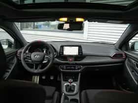 Hyundai i30 Fastback (2019) thumbnail 2
