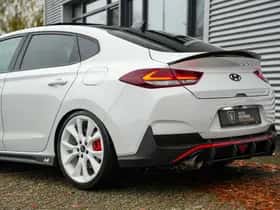 Hyundai i30 Fastback (2019) thumbnail 30