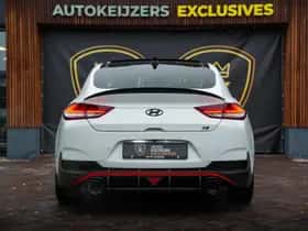 Hyundai i30 Fastback (2019) thumbnail 9
