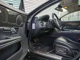 Jaguar XJ (2013) thumbnail 6