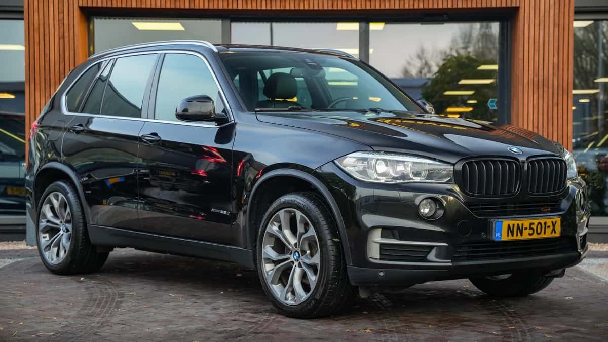 BMW X5 (2017) — foto 1