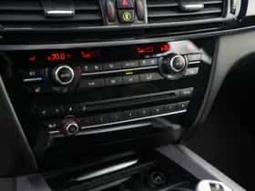 BMW X5 (2017) thumbnail 6