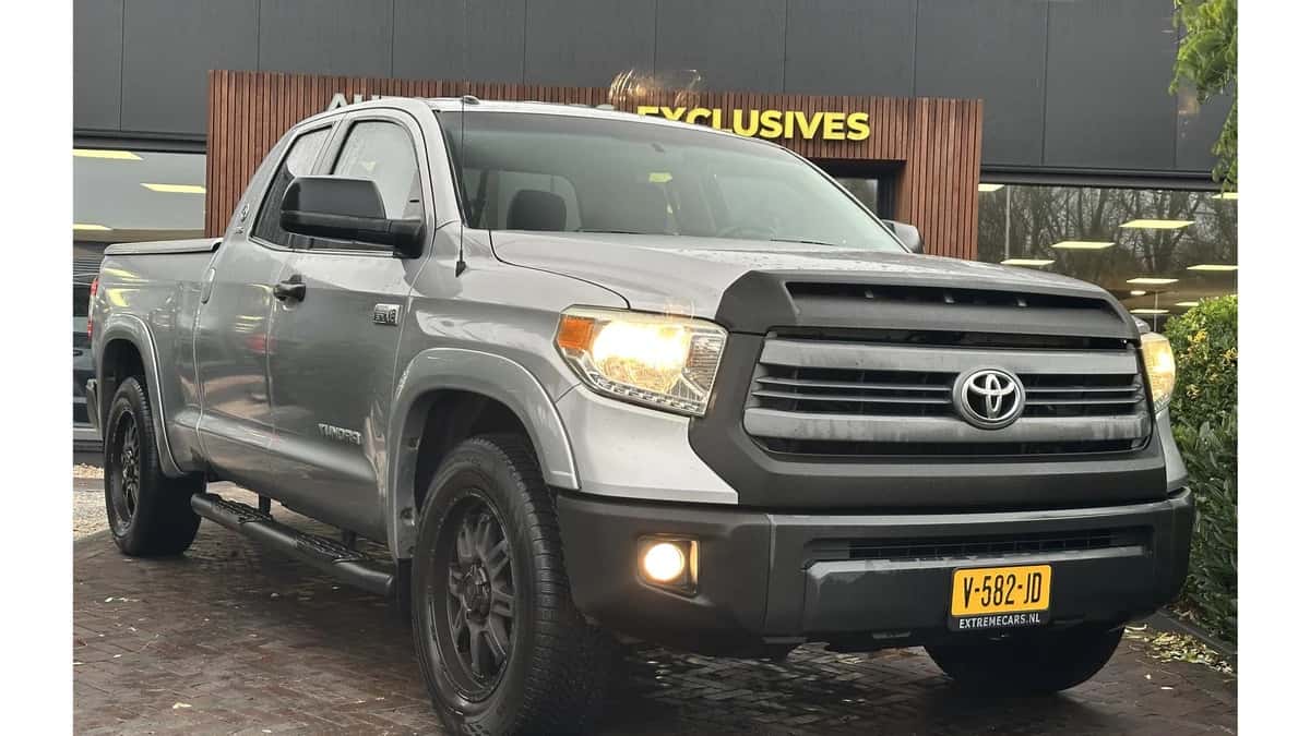 Toyota Tundra (2014) — foto 1