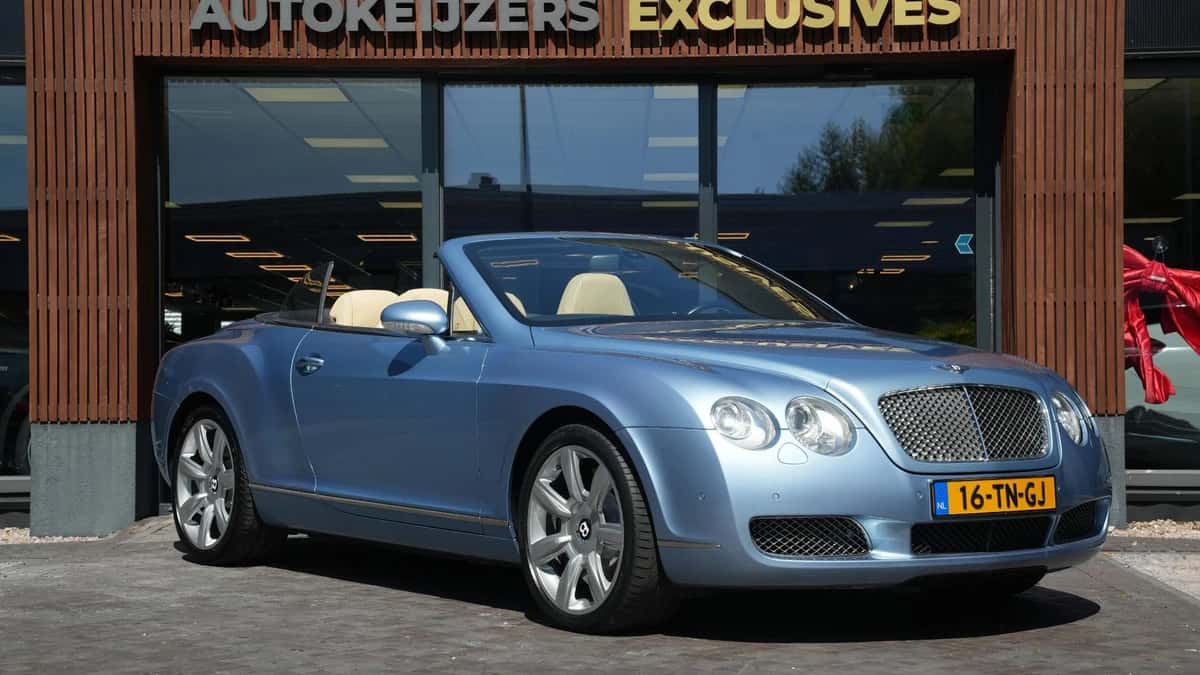 Bentley Continental GTC (2006) — foto 1