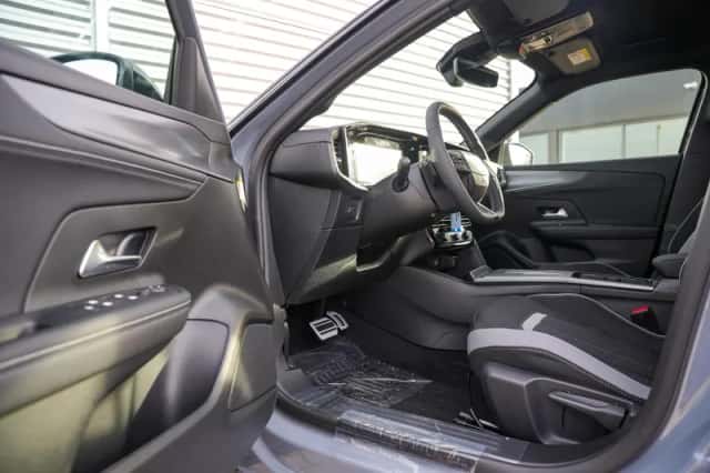 Opel Mokka (2025) thumbnail 6