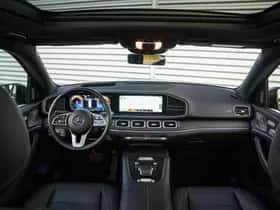 Mercedes-Benz GLE (2023) thumbnail 2
