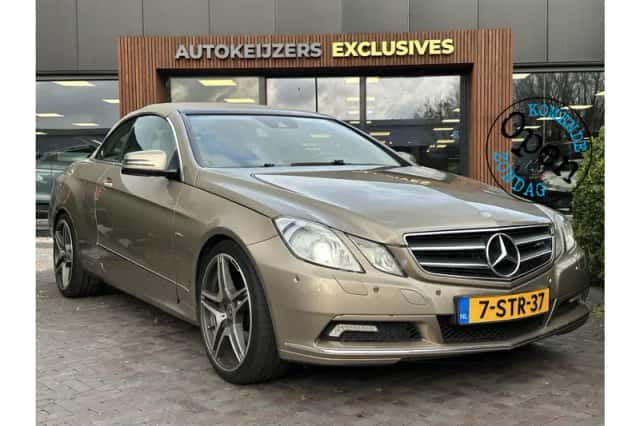 Mercedes-Benz E-Klasse (2010) thumbnail 1