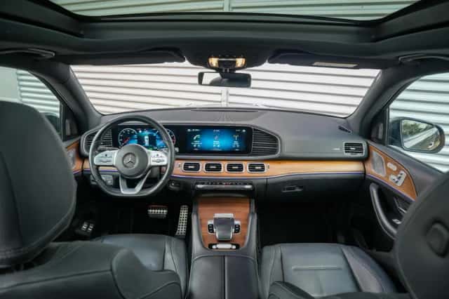 Mercedes-Benz GLE (2020) thumbnail 2