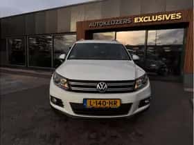 Volkswagen Tiguan (2014) thumbnail 2
