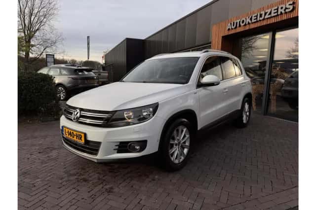 Volkswagen Tiguan (2014) thumbnail 5