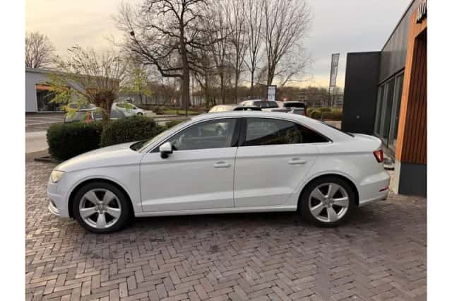 Audi A3 (2014) thumbnail 4