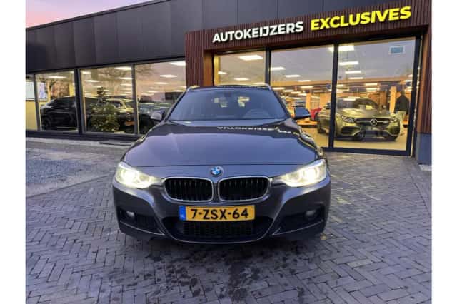 BMW 3-Serie (2015) thumbnail 2