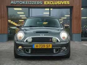 MINI Coupé (2012) thumbnail 3