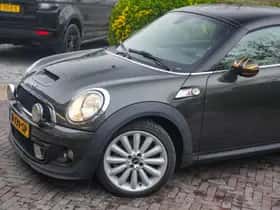 MINI Coupé (2012) thumbnail 22