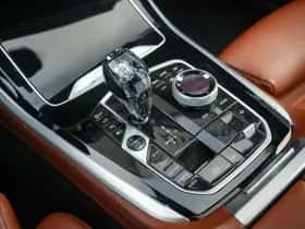 BMW X5 (2021) thumbnail 8