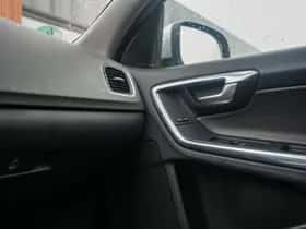 Volvo S60 (2012) thumbnail 23