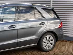 Mercedes-Benz GLE (2015) thumbnail 9