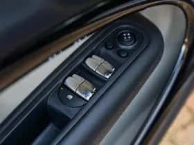 MINI Countryman (2015) thumbnail 19