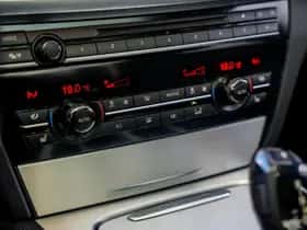 BMW 7-Serie (2013) thumbnail 16