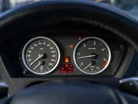 BMW X6 (2011) thumbnail 11