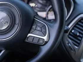Jeep Compass (2019) thumbnail 27