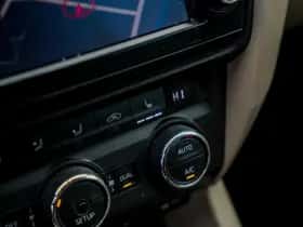 Škoda Octavia (2014) thumbnail 17