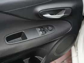 Fiat Punto (2012) thumbnail 12