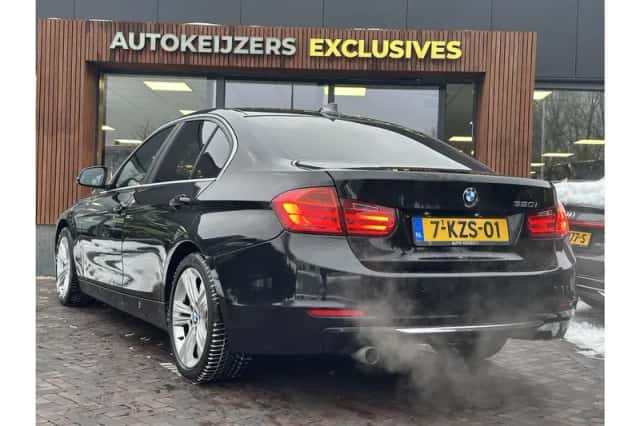 BMW 3-Serie (2013) thumbnail 3