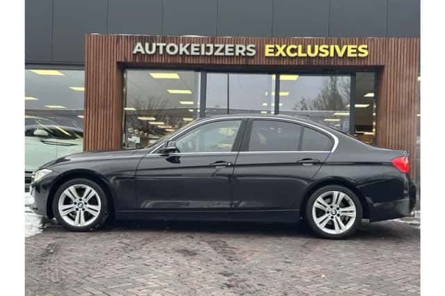 BMW 3-Serie (2013) thumbnail 4