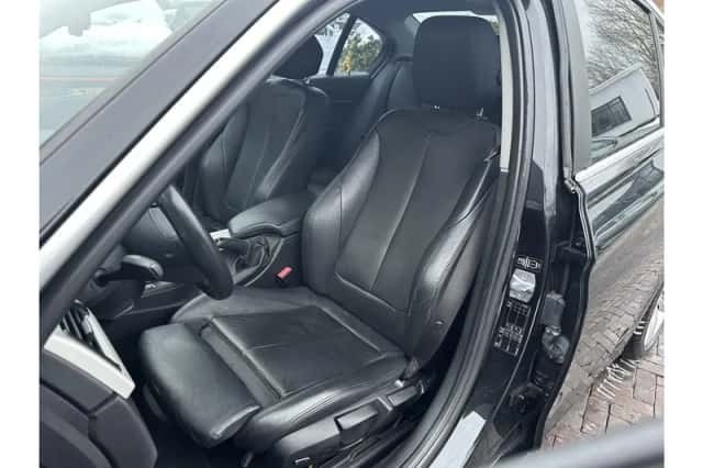 BMW 3-Serie (2013) thumbnail 6