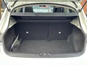 Nissan Qashqai (2010) thumbnail 16