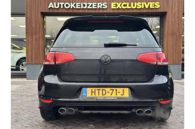 Volkswagen Golf (2014) thumbnail 3