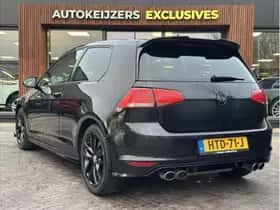 Volkswagen Golf (2014) thumbnail 3